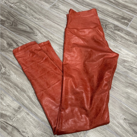 Aerie offline crackle Rust Orange High-Waisted Leggings - Picture 2 of 4